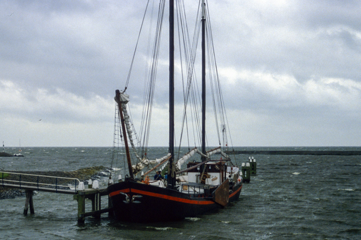 Plattbodenschiff auf dem IJsselmeer